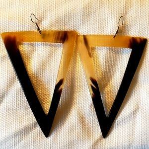 Artisanal cow horn earrings